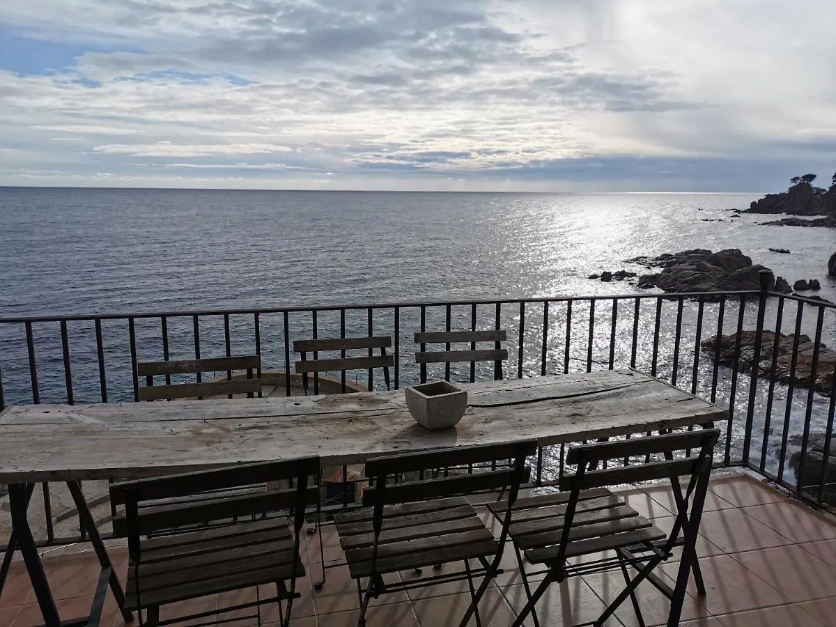 Oceanfront Apartment 30 Steps From The Beach Calella De Palafrugell