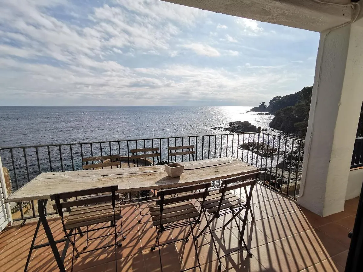 Oceanfront Apartment 30 Steps From The Beach Calella De Palafrugell Ισπανία